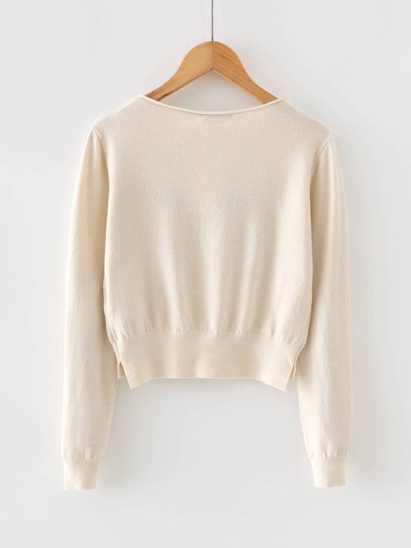 women's knitted sweater